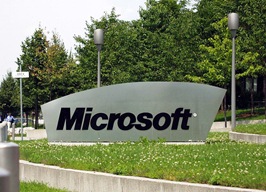 800px-Microsoft_Sign_on_German_campus