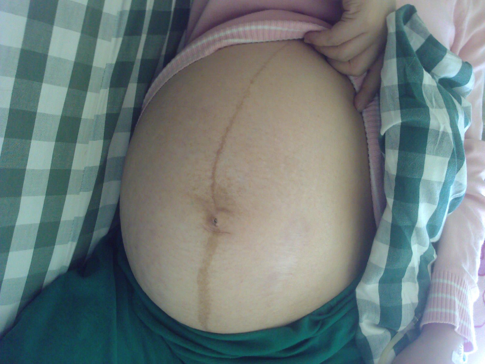 多多还在肚子里就不乖